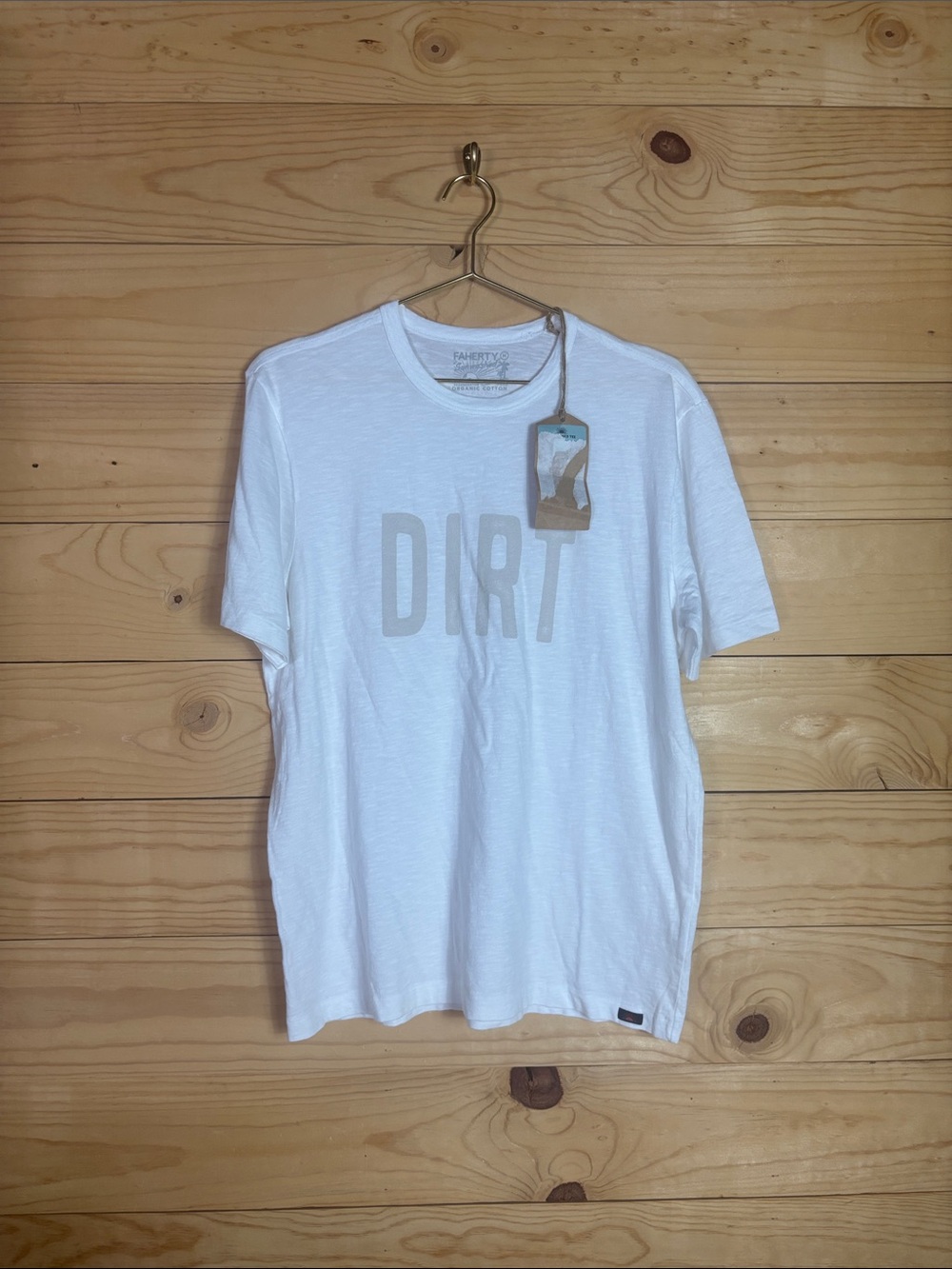 Nwt Faherty sum washed organic white tee DIRT